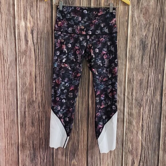 Lululemon Leggings   - Picture 14 of 14